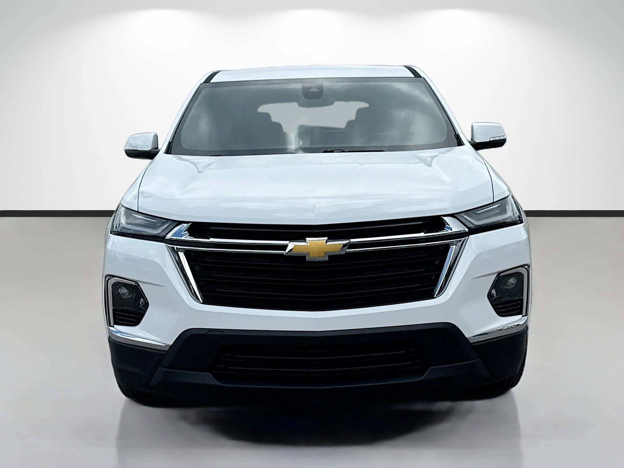 Used 2022 Summit White Chevrolet LS image 8