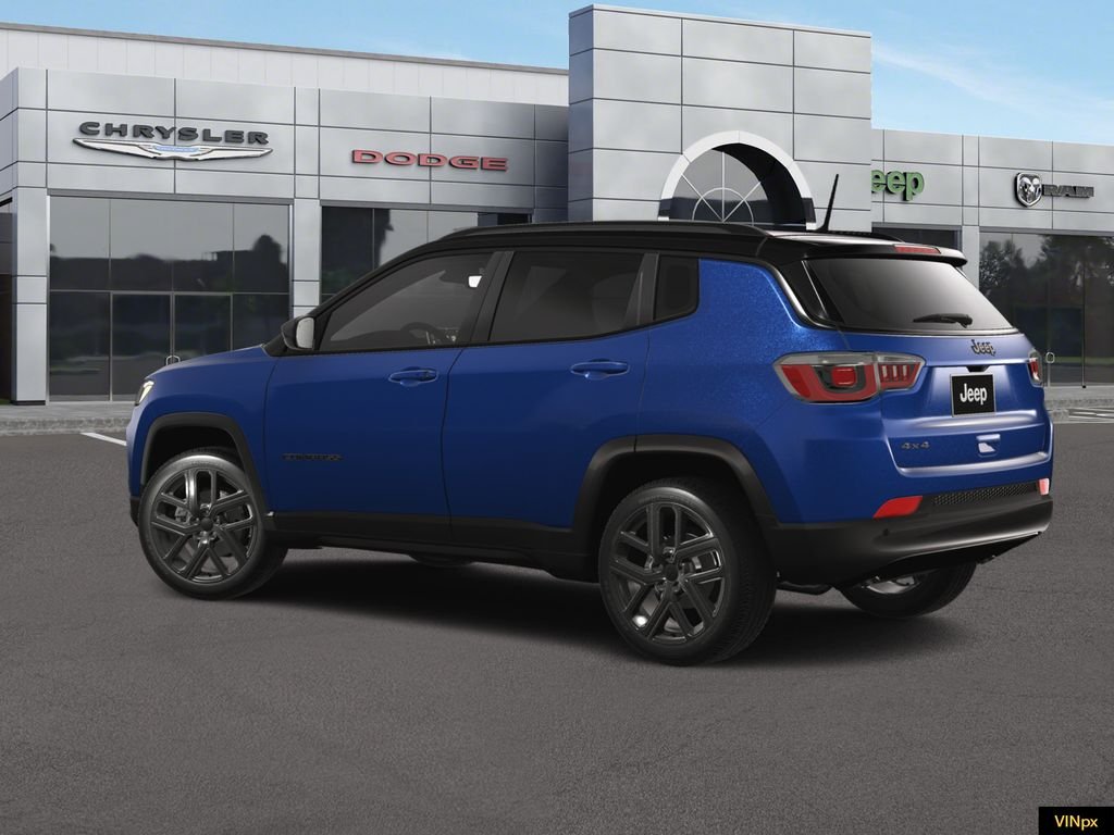 New 2026 Fathom Blue Pearl-Coat Exterior Paint Jeep Limited image 4