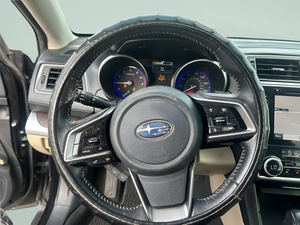 Used 2018 Crystal Black Silica Subaru 2.5i image 22