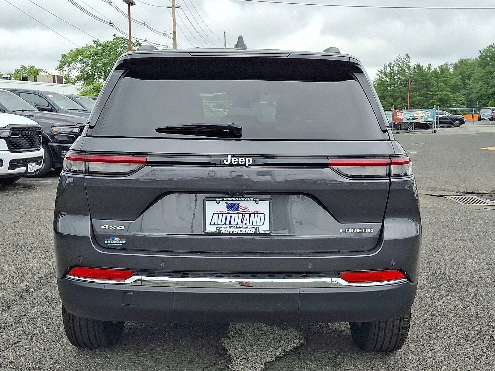 Certified Used 2025 Baltic Gray Metallic Clearcoat Jeep Laredo X image 6