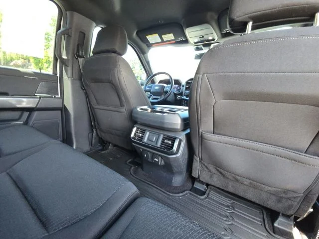 Used 2022 White Ford XLT image 17