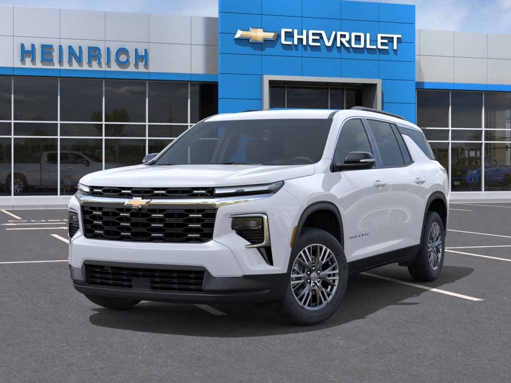 2027 Chevrolet Traverse LT - Photo 6