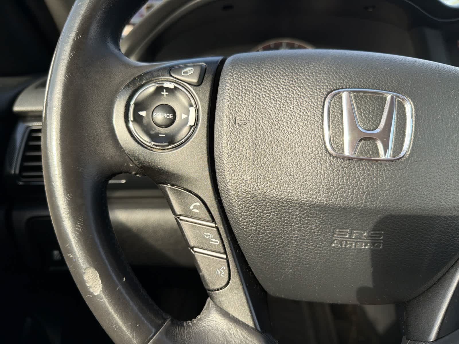 Used 2014  Honda Sport image 16