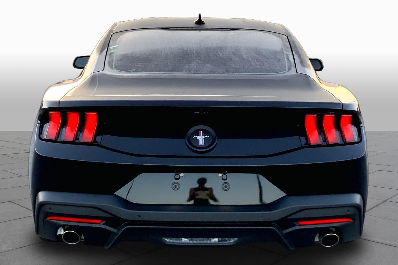 Used 2025 Shadow Black Ford EcoBoost image 5