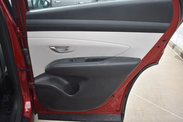 Used 2025 Red Hyundai SE image 15