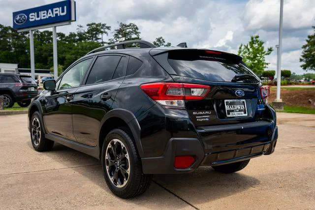 Certified Used 2023 Crystal Black Silica Subaru Premium image 4