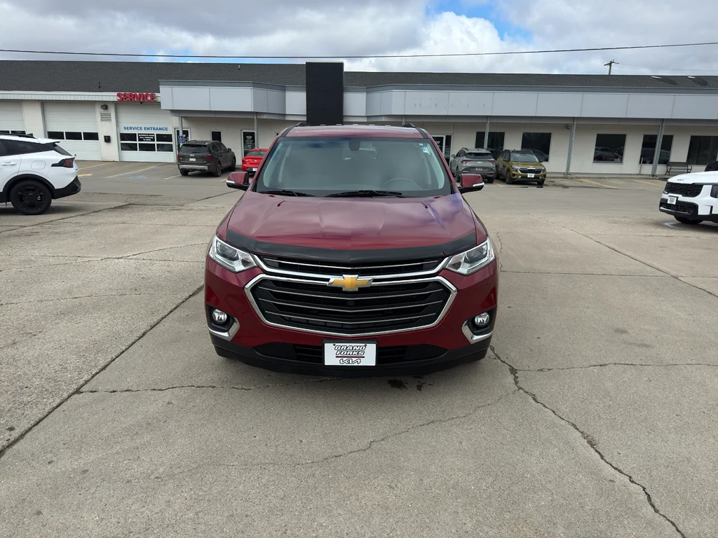 Used 2019 Cajun Red Tintcoat Chevrolet LT Cloth image 3