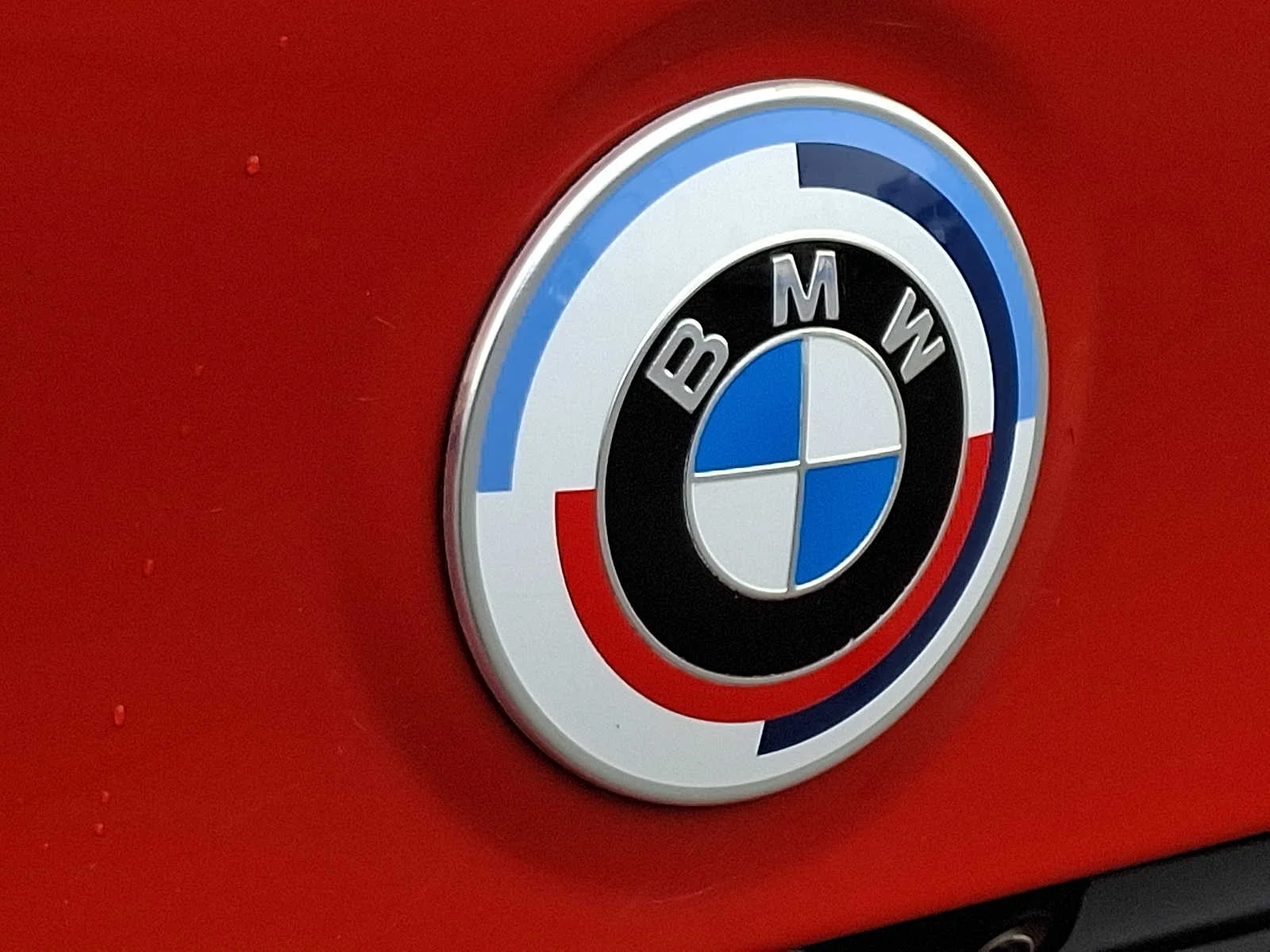 Used 2023 Orange BMW  image 30