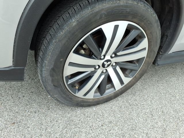 Used 2024 Black Mitsubishi 2.0 ES image 6