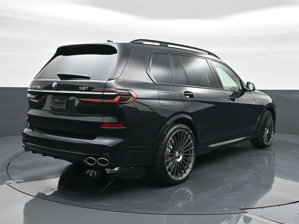 New 2026 Black Sapphire Metallic BMW ALPINA XB7 image 5