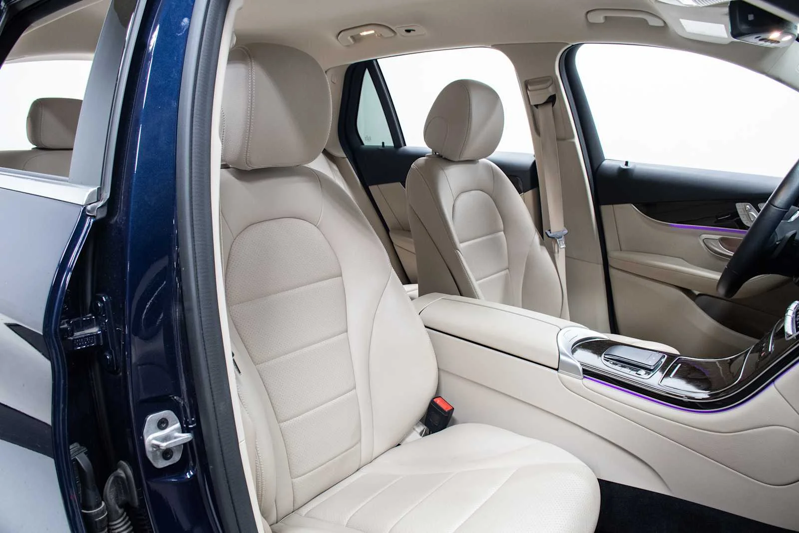 Used 2022 Lunar Blue Metallic Mercedes-Benz GLC 300 image 18
