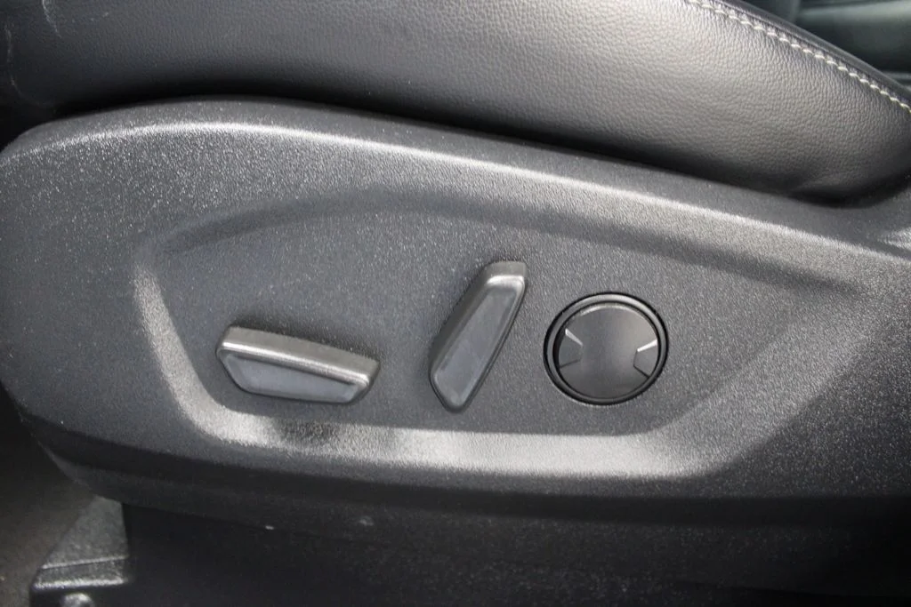 2024 Ford Edge SEL - Photo 19