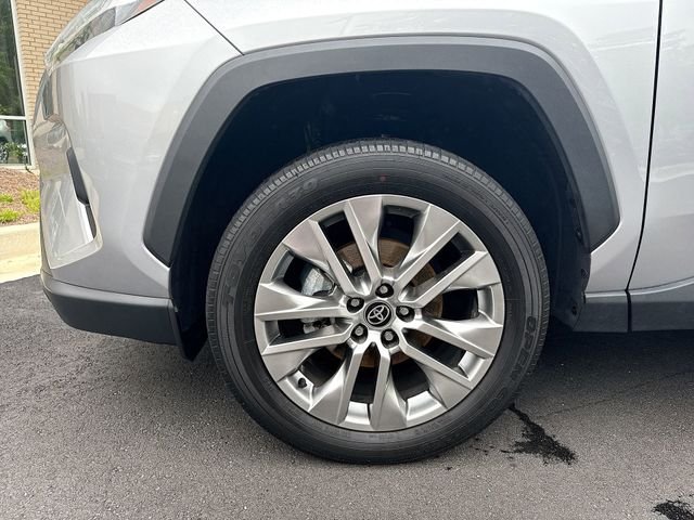 Used 2023 Silver Toyota XLE Premium image 10