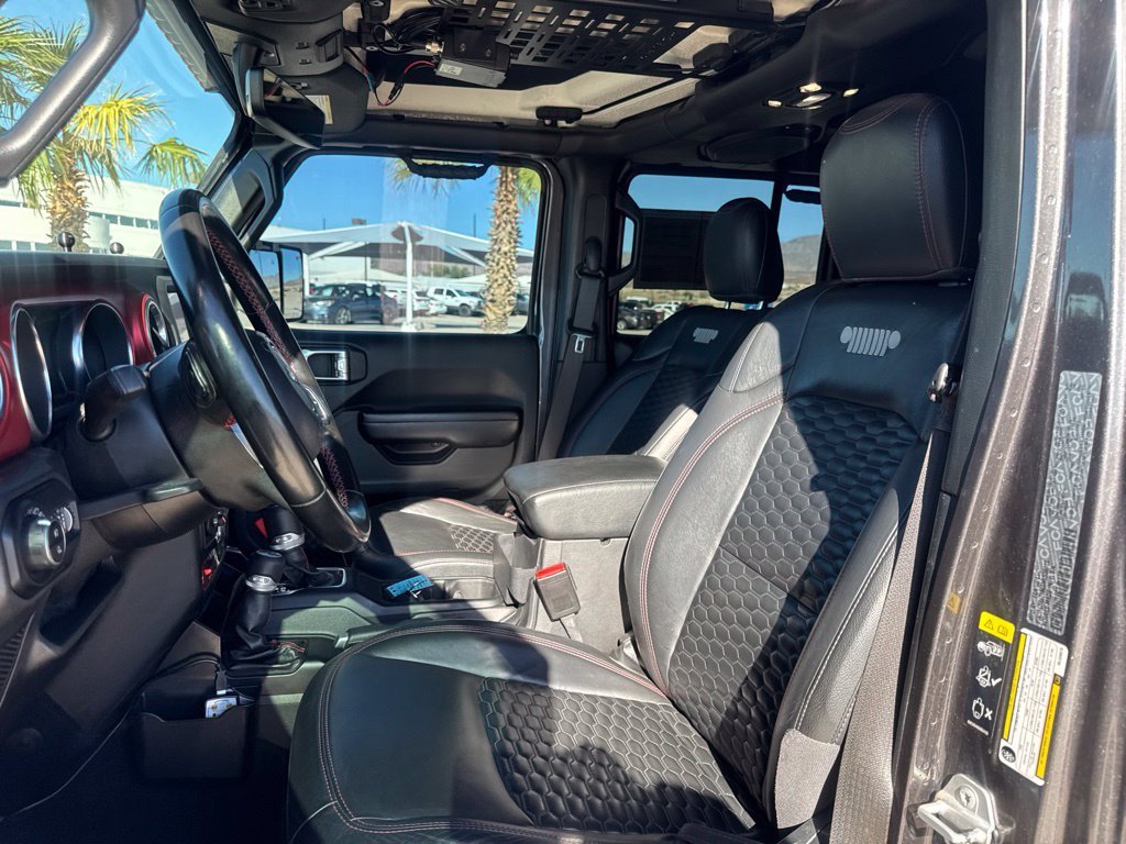 Certified Used 2021 Gray Jeep Rubicon image 18