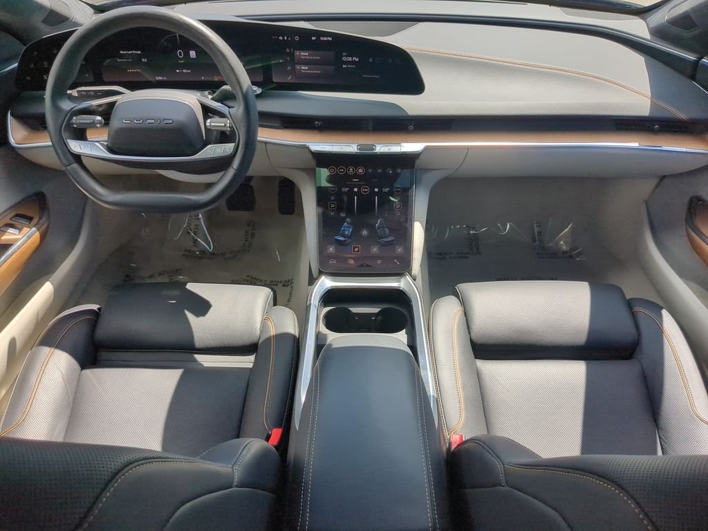 Used 2025 Red Lucid Touring image 13