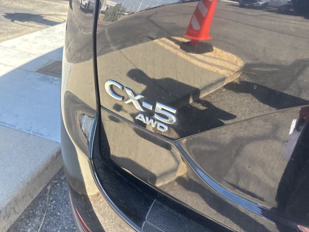 Used 2021 Black Mazda Grand Touring image 4