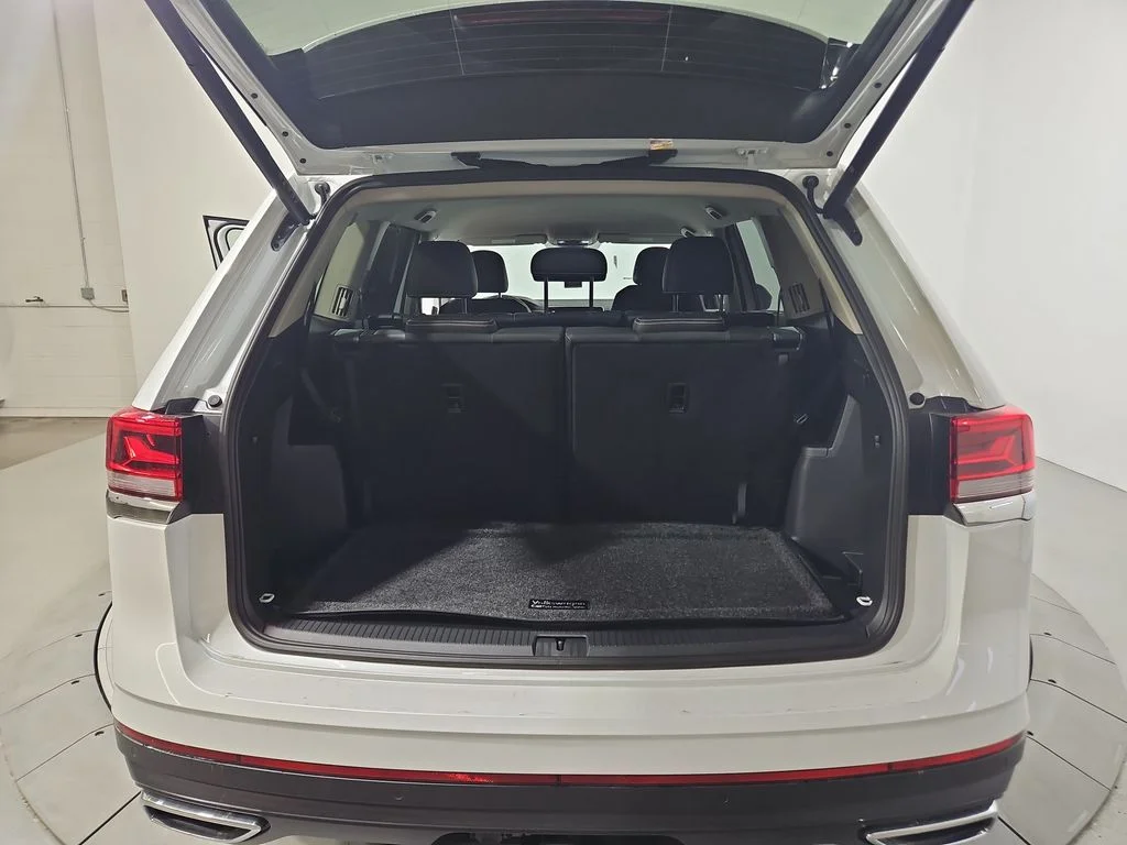 New 2026 White/off-white Volkswagen 2.0T SE w/Technology image 21