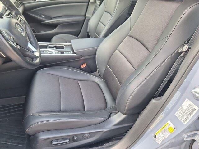 Used 2022 Still Night Pearl Honda Sport image 10