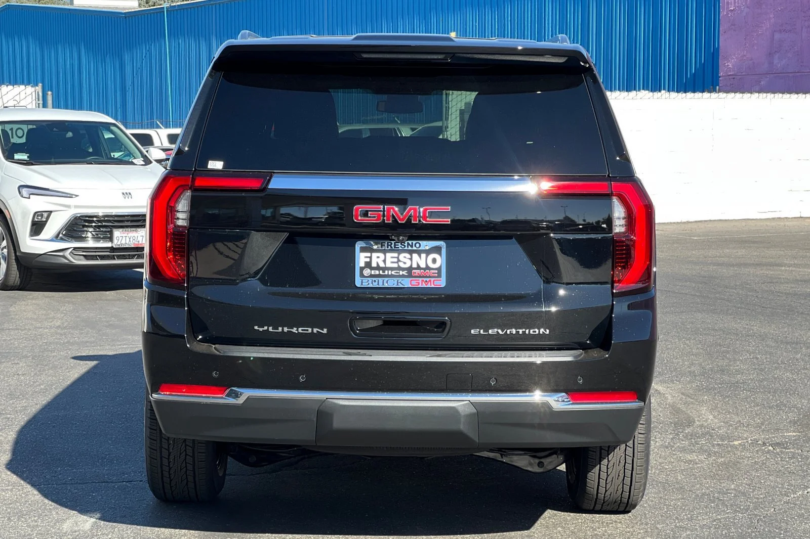 2026 GMC Yukon XL Elevation - Photo 6