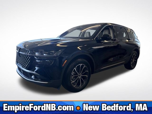 Used 2025 Black Metallic Lincoln Premiere image 1