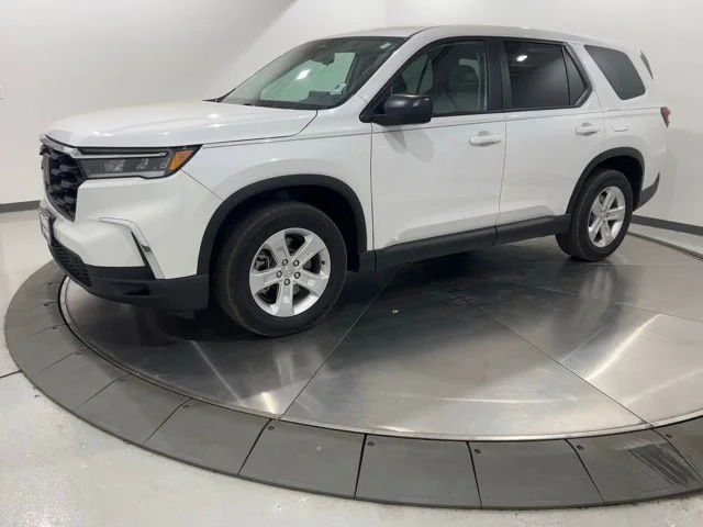 2023 Honda Pilot LX