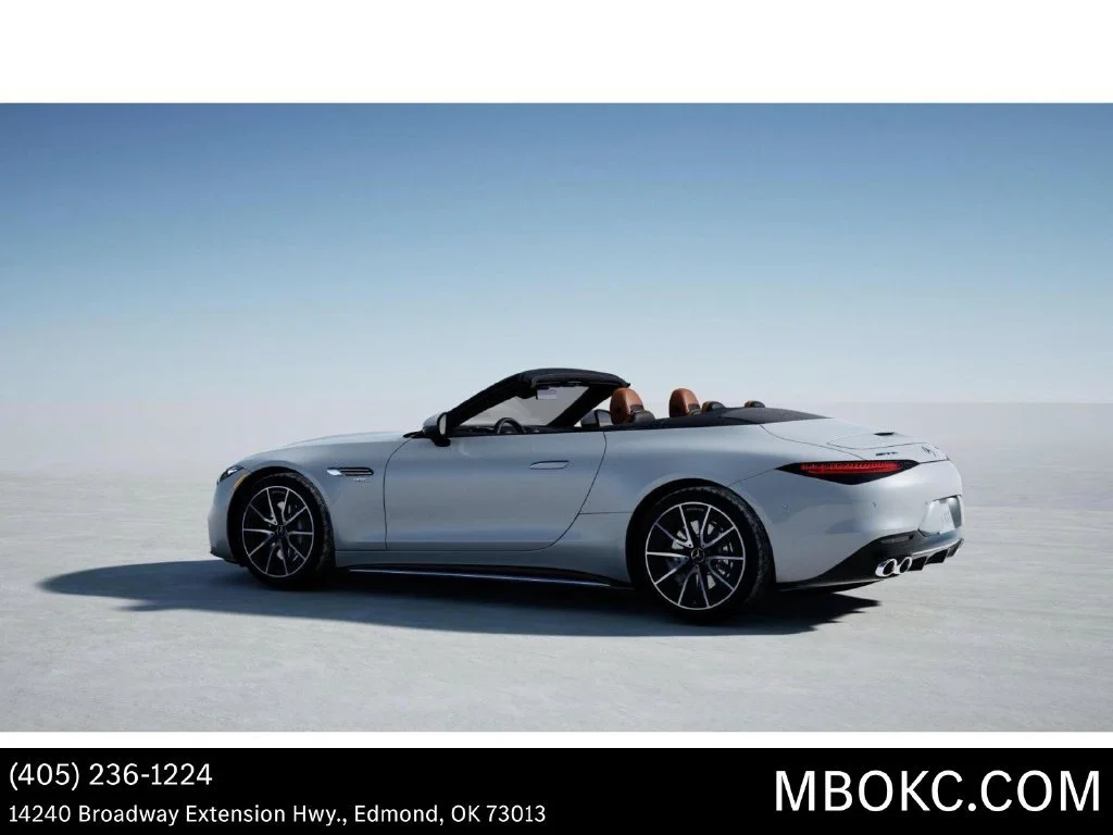 New 2027 MANUFAKTUR Moonlight White Metallic Mercedes-Benz AMG® SL 43 Roadster image 76