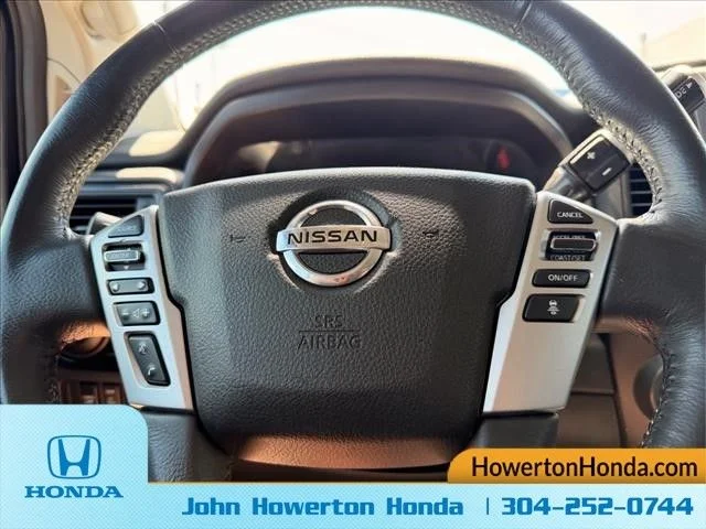 Used 2022 Gray Nissan SV image 14