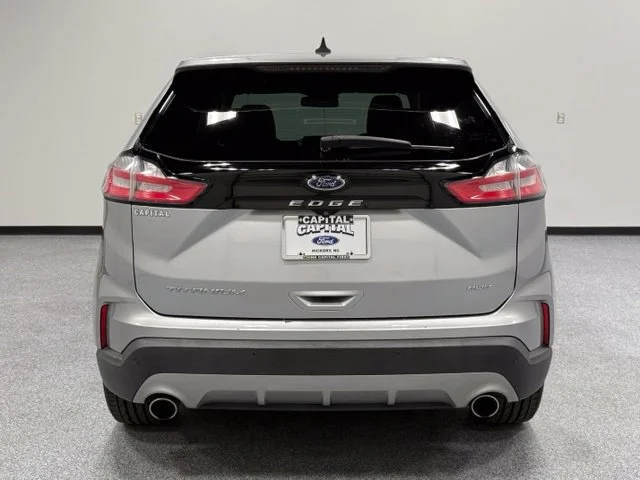 Used 2022 Silver Ford Titanium image 10