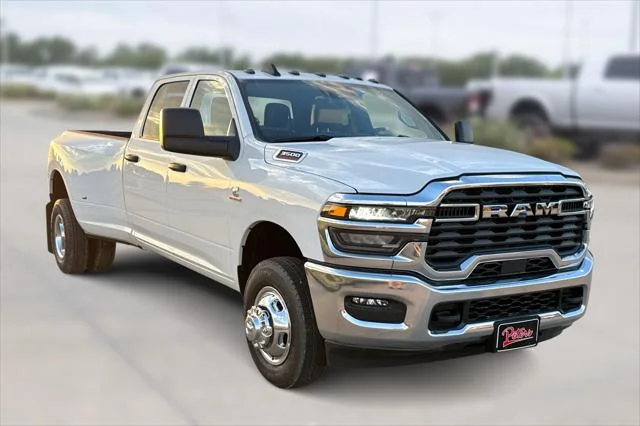 New 2026 Bright White Clear-Coat Exterior Paint RAM Tradesman image 1