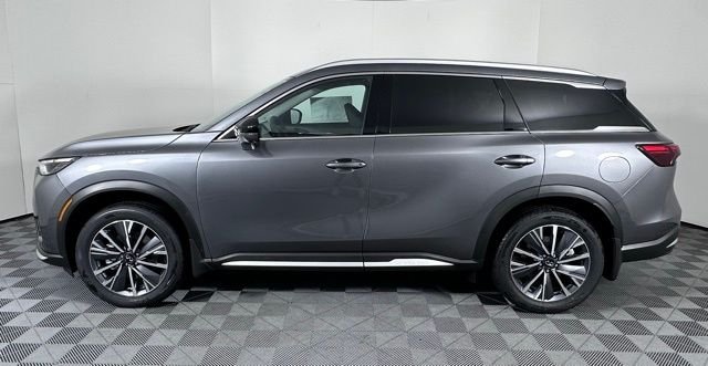 Certified Used 2026 Gray INFINITI LUXE image 4