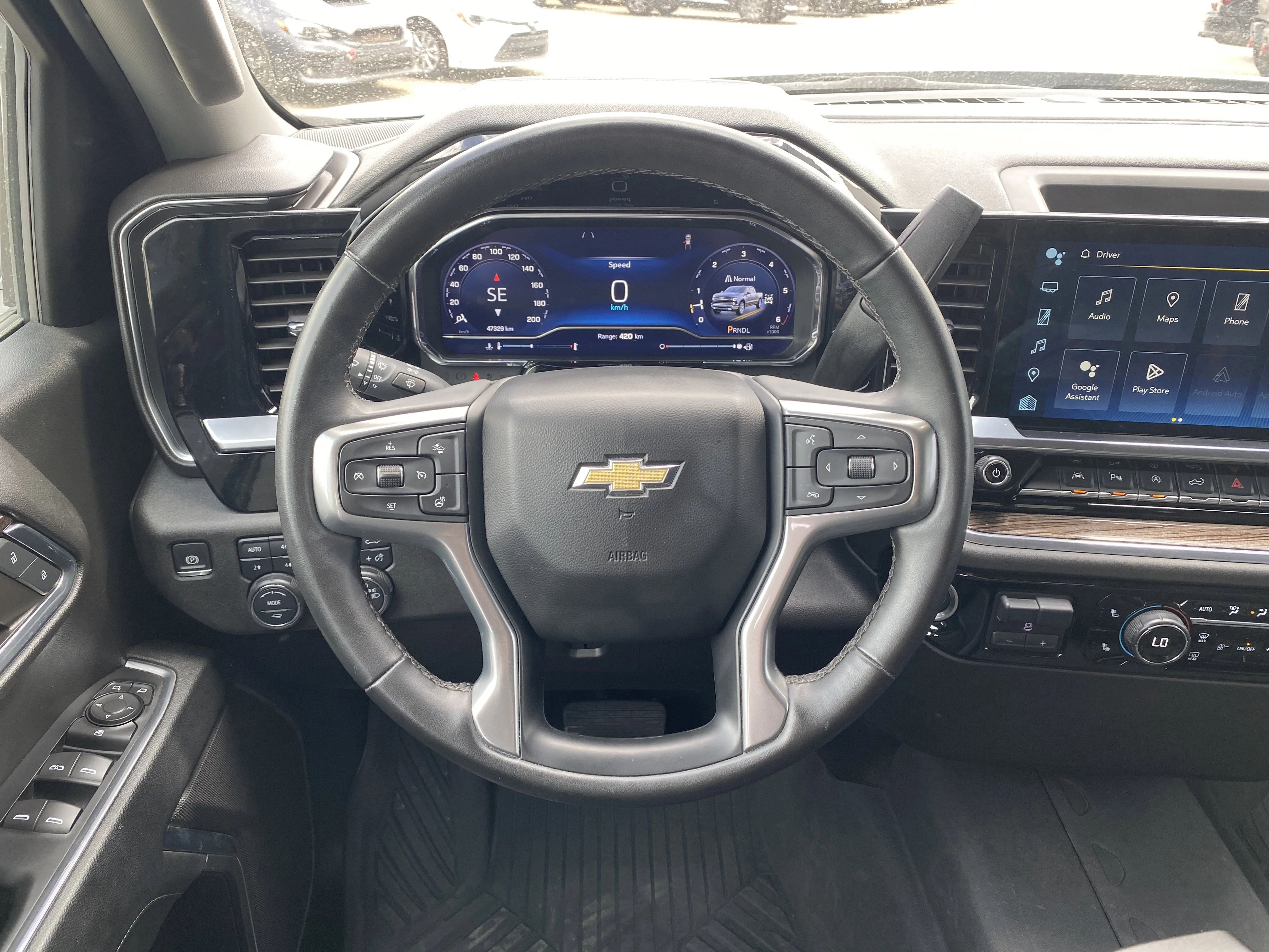Used 2024 White Chevrolet LT Crew Cab * TOW PACKAGE * 360 CAMERA * NAVIGATION * image 11