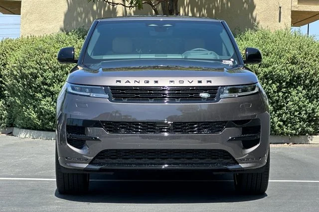 New 2026 Charente Grey Land Rover Dynamic SE image 8