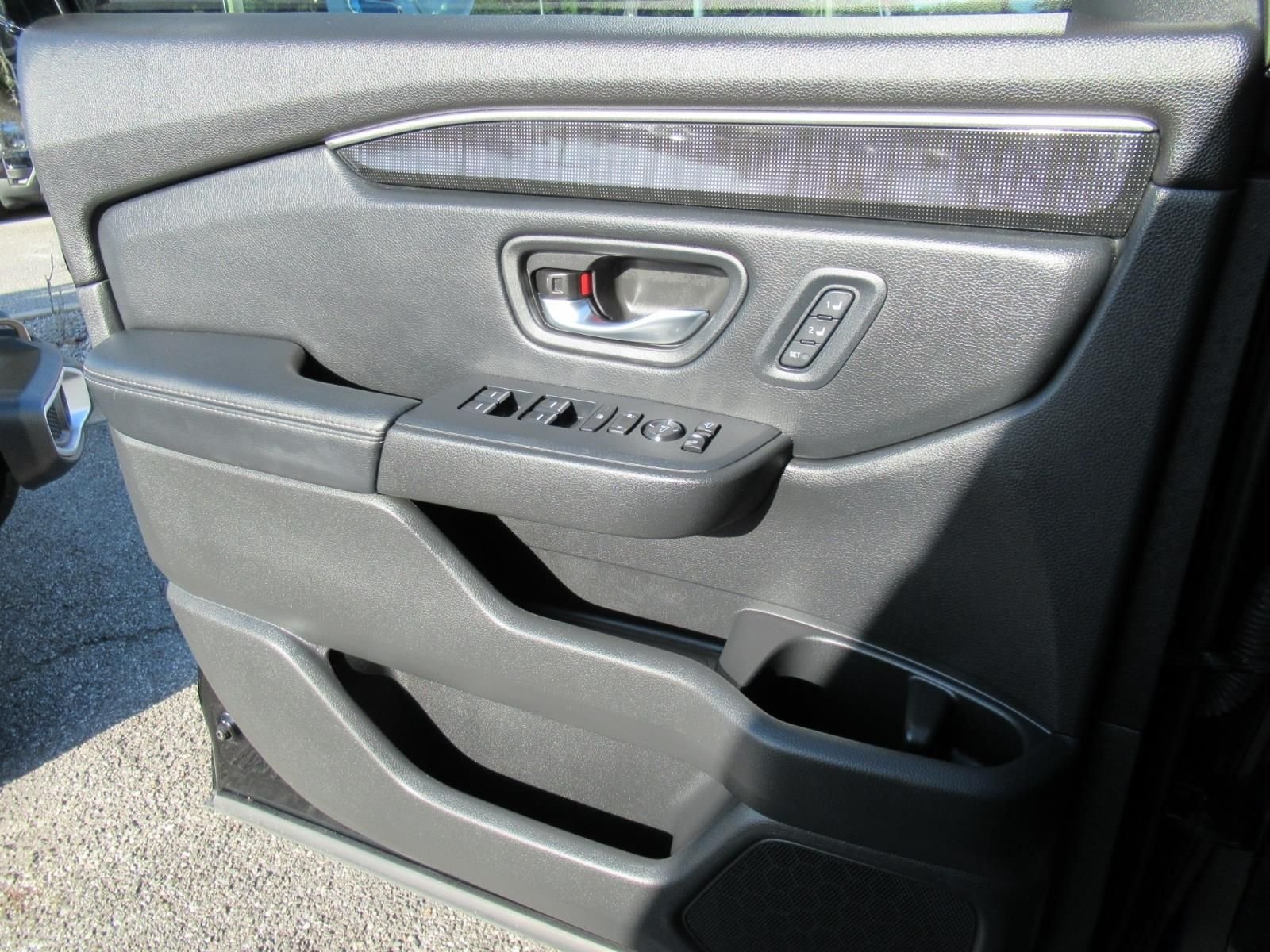 Used 2023 Black Honda Elite image 20