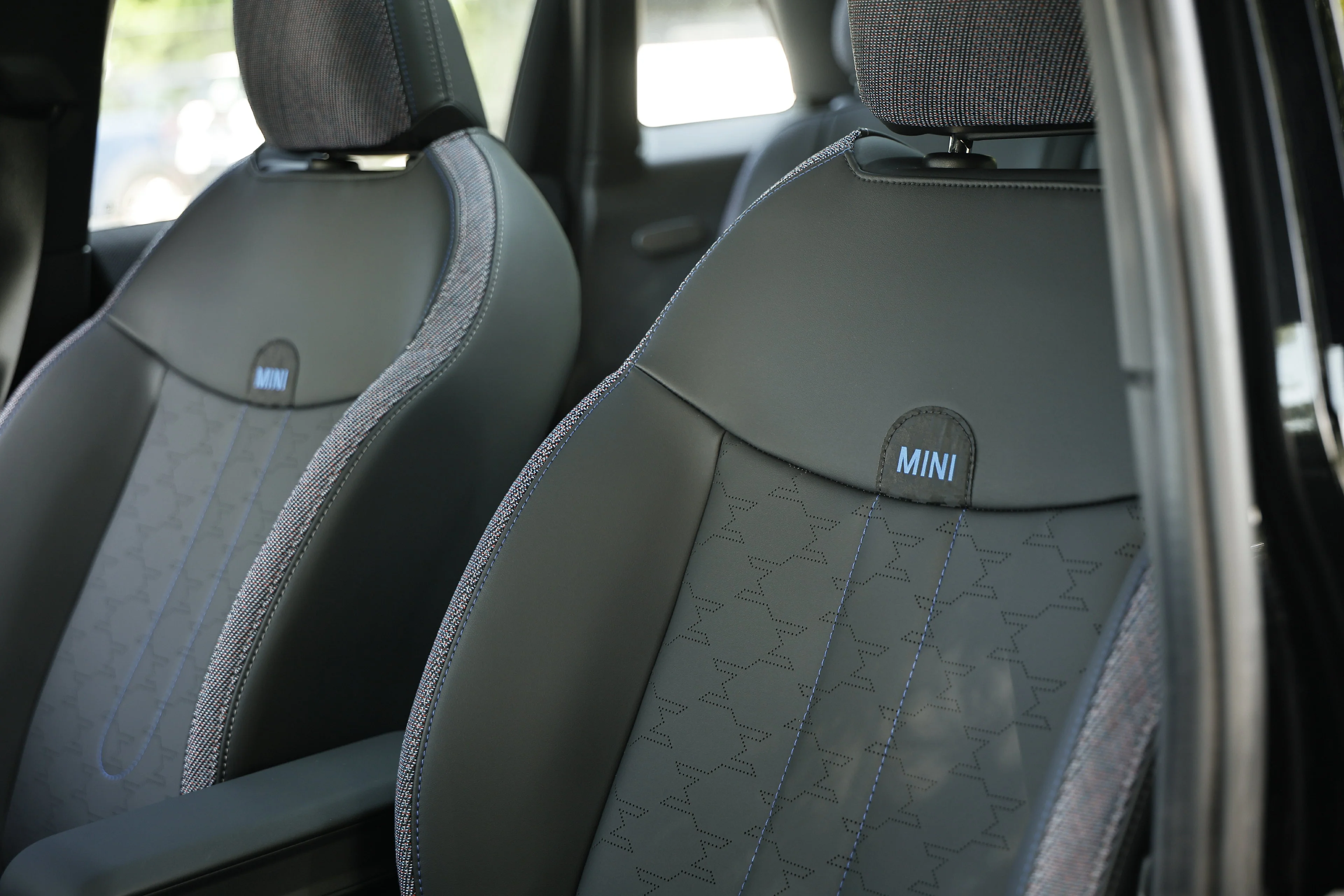 New 2026 Midnight Black MINI  image 21