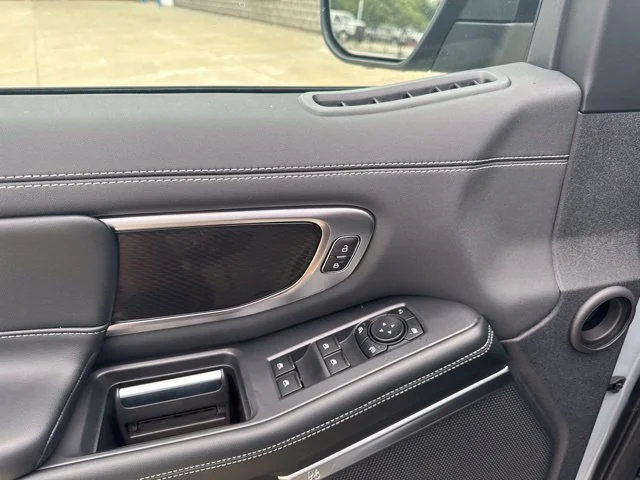 New 2027 Glacier Gray Metallic Tri-Coat Ford Platinum image 49