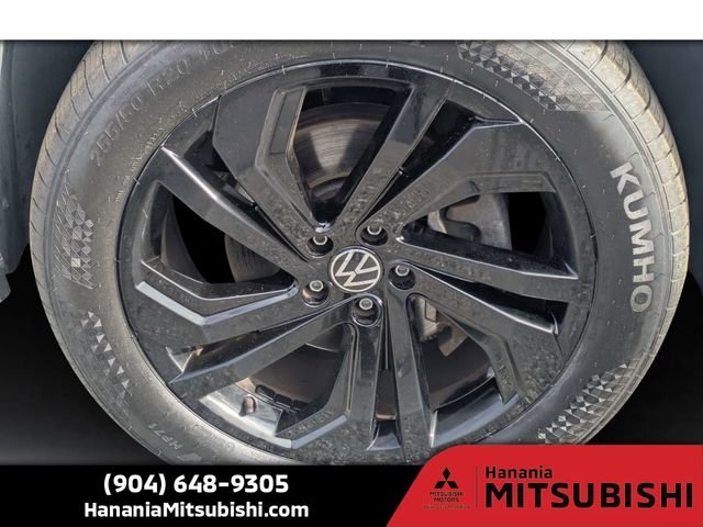 Used 2020 Gray Volkswagen 3.6L V6 SEL image 11