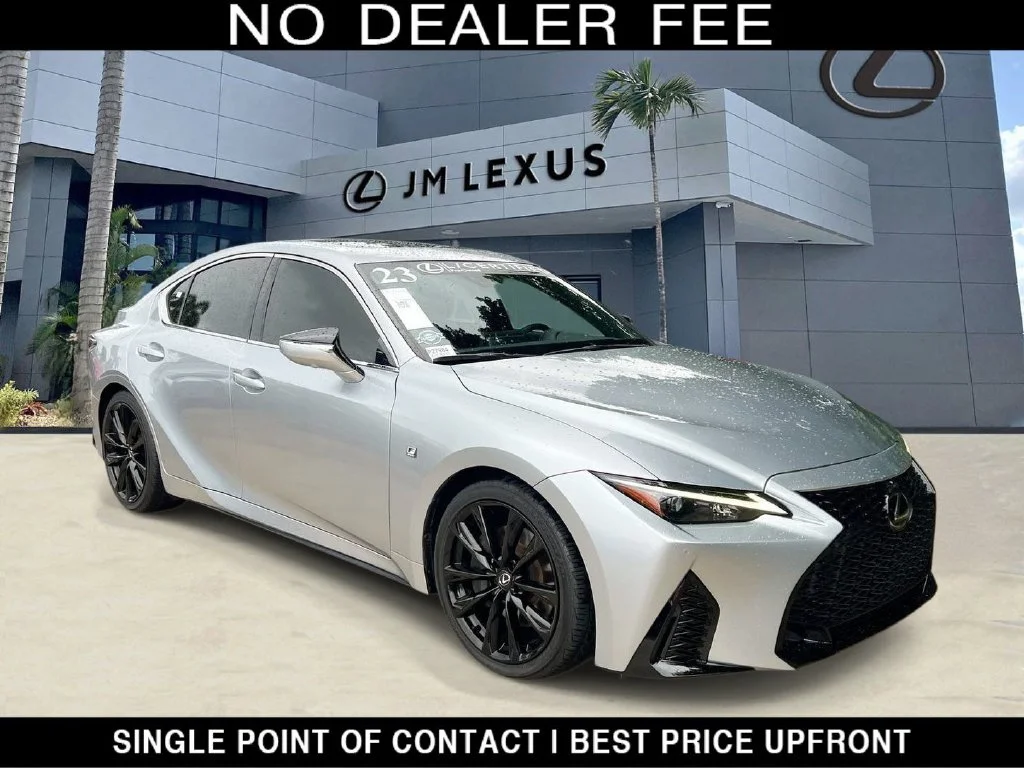 2023 Lexus IS
