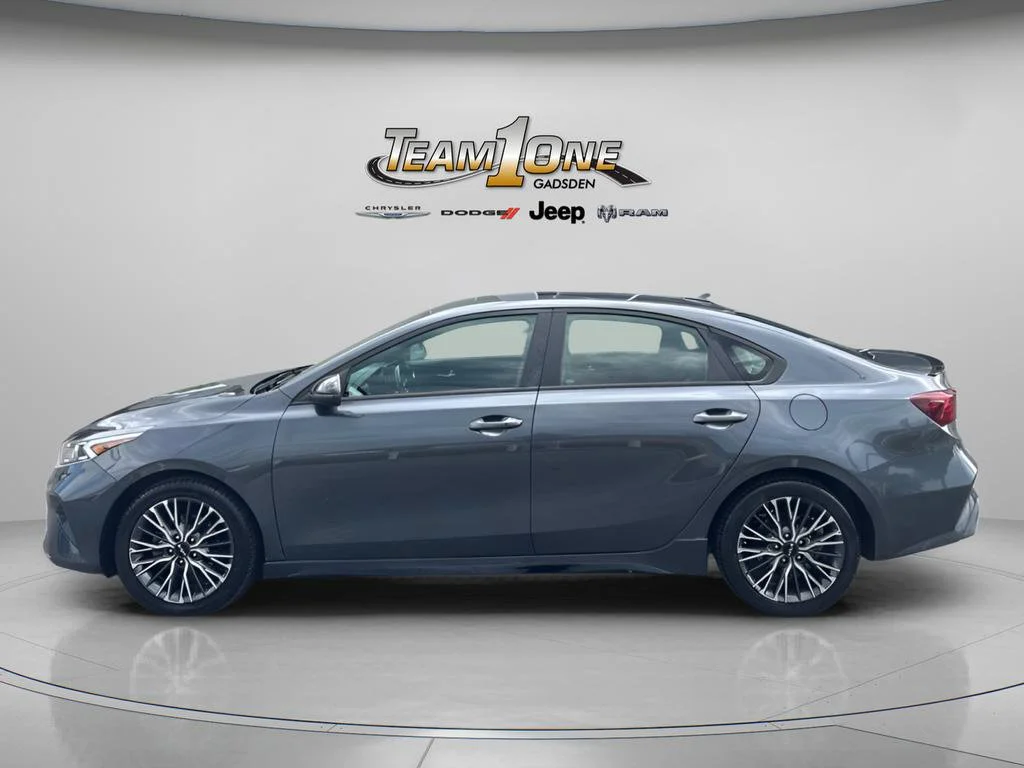Used 2023 Gravity Gray Kia GT-Line image 6