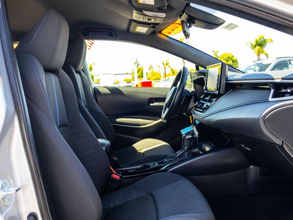 Used 2022 Silver Toyota SE image 19