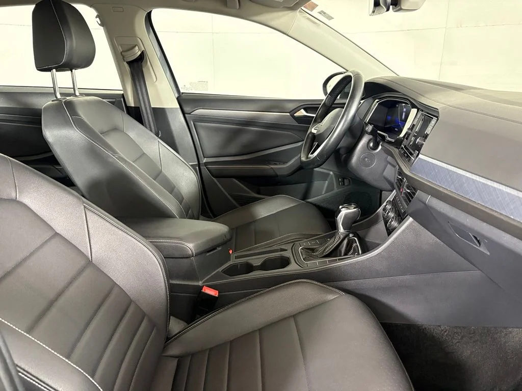 Used 2024 Gray Volkswagen 1.5T SE image 14