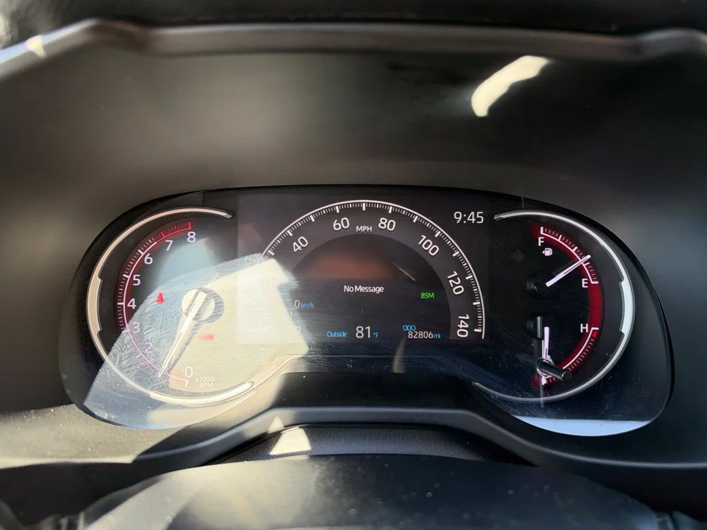 Used 2019 Blue Toyota Adventure image 12