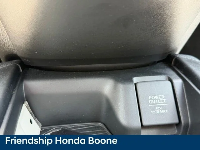 Used 2019 White Honda EX image 31