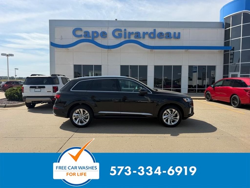 2020 Audi Q7 Premium