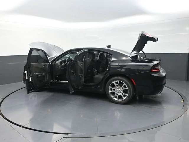 Used 2016 Black Dodge SXT image 32