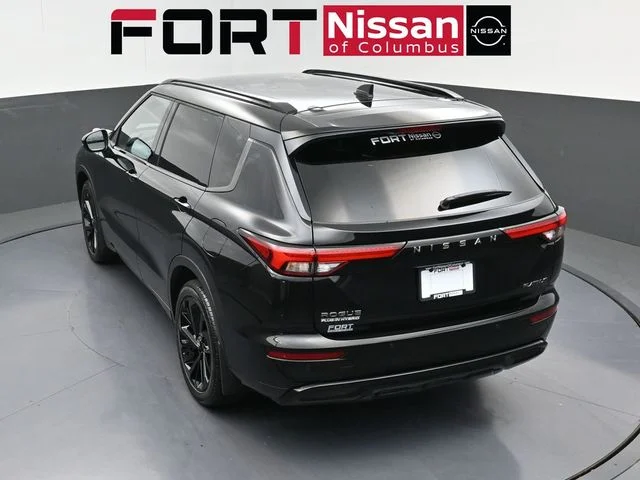 New 2026 Black Nissan Platinum image 49