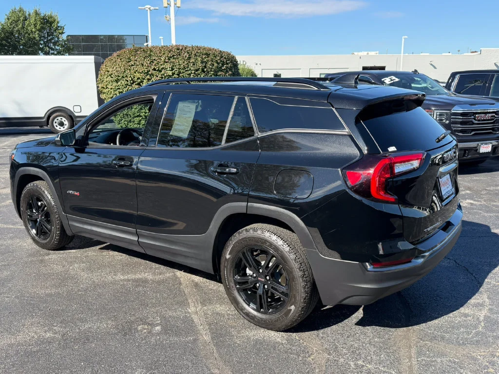 2023 GMC Terrain AT4 - Photo 7