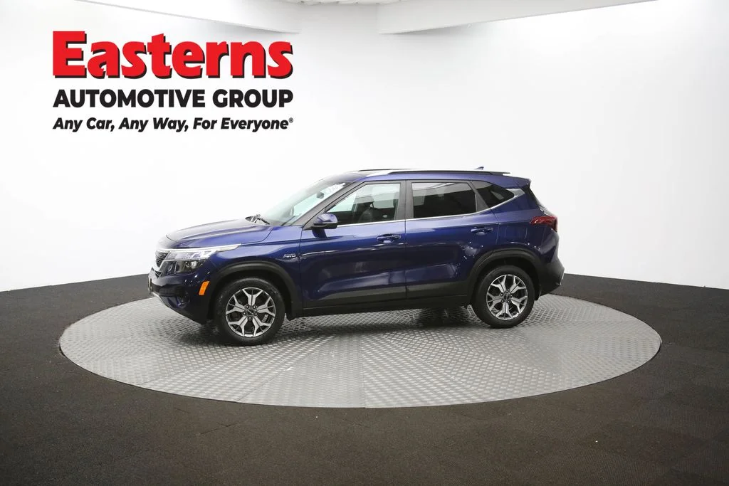 Used 2022 Blue Kia EX image 59