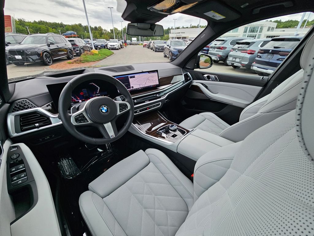 Used 2026 Manhattan Green Metallic BMW xDrive40i image 28