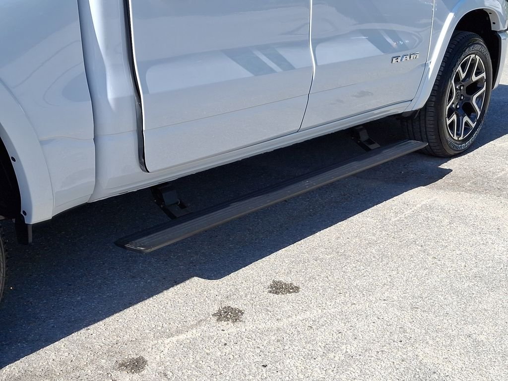 2025 RAM 1500 Laramie - Photo 8