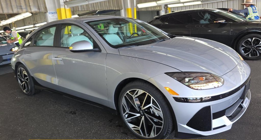Used 2024 Hyundai IONIQ 6 SEL with VIN KMHM34AA9RA062166 for sale in Kansas City